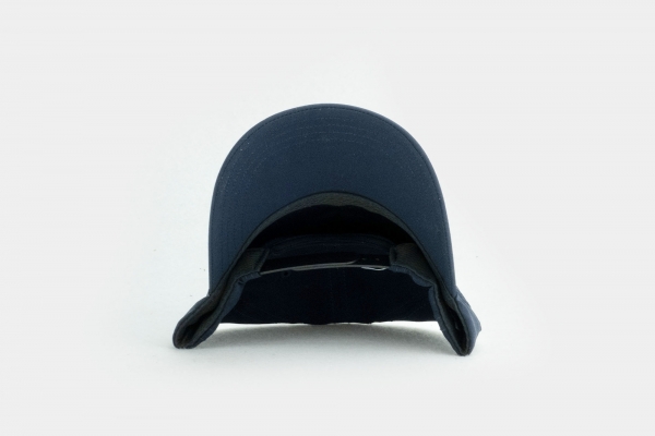 "Edelweiß: Performance" - dunkelblau (Curved)