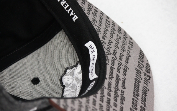 "Bayerisches Bier" - dunkelgrau (Snapback)