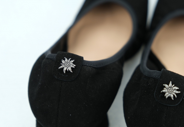 Pump "Camila" - black