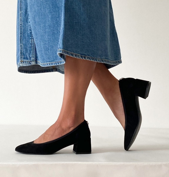 Pump "Camila" - black