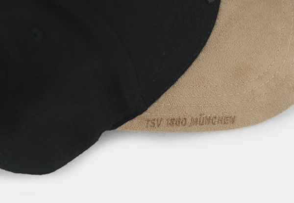 "1860: Löwenstick" - schwarz (Curved Cap)